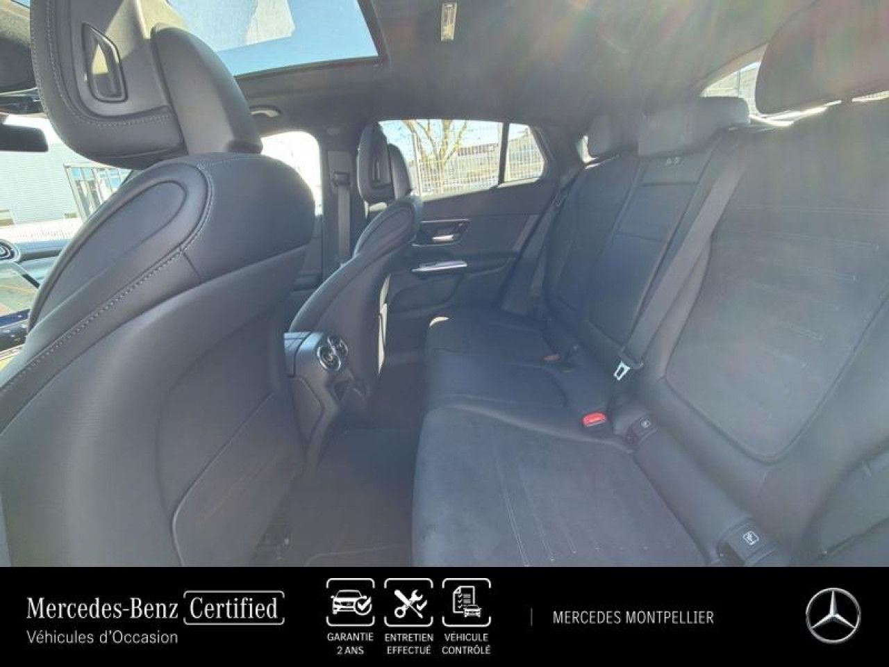 Photo du v&eacute;hicule 10 / 18