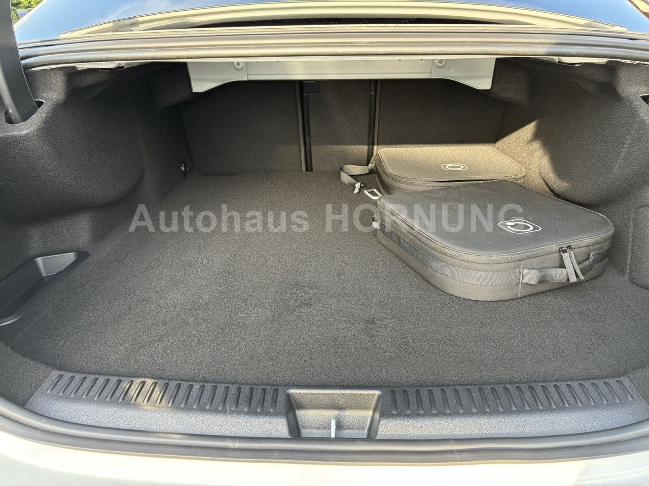 Mercedes-Benz E-Klasse – Bild 21