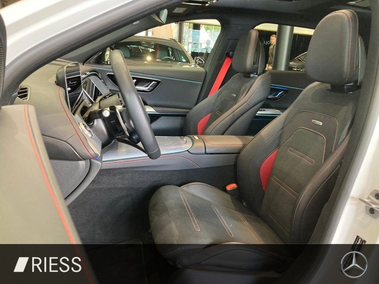 Mercedes-Benz E-Klasse – Bild 8
