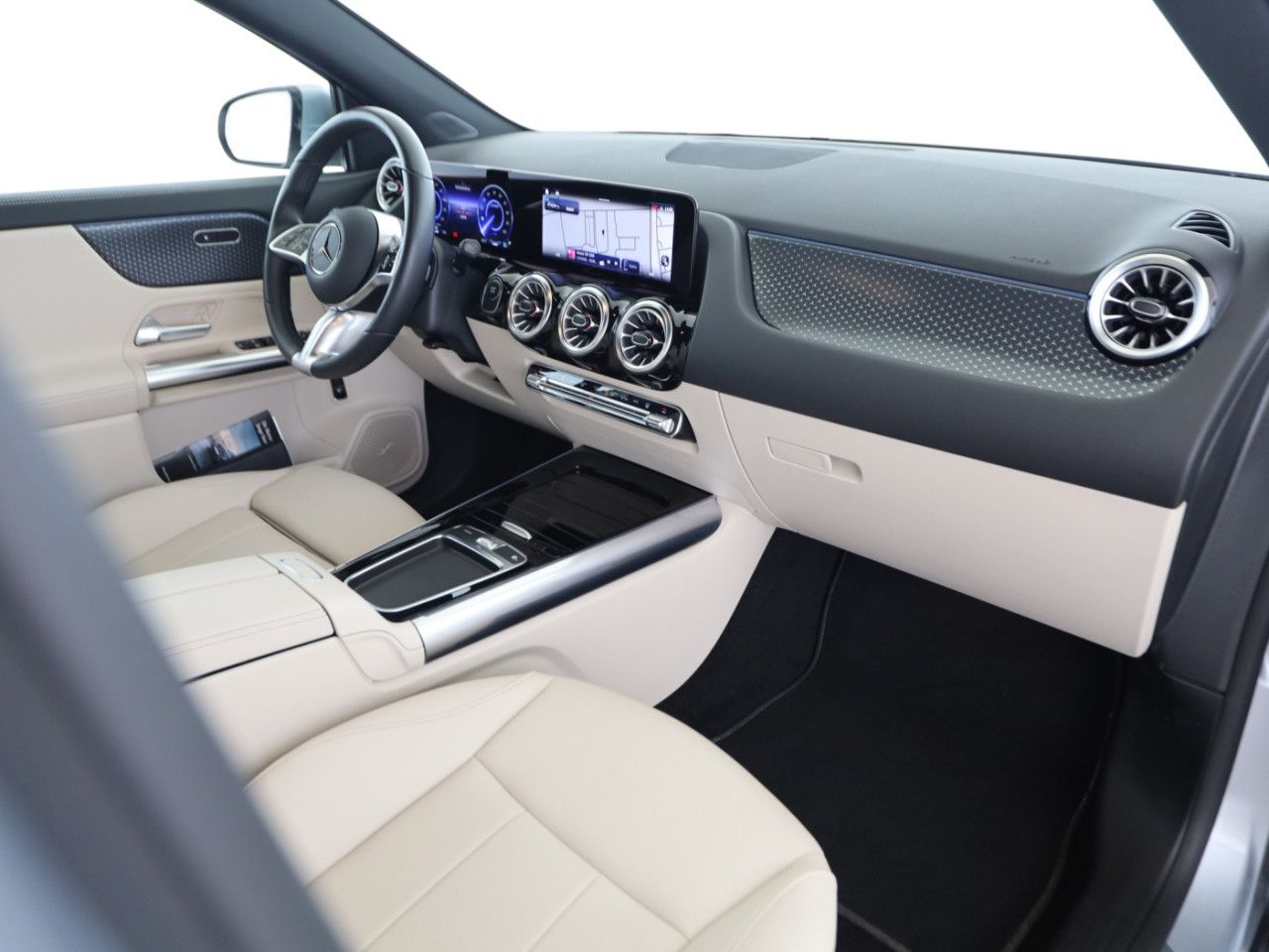 Mercedes-Benz EQA – Bild 20