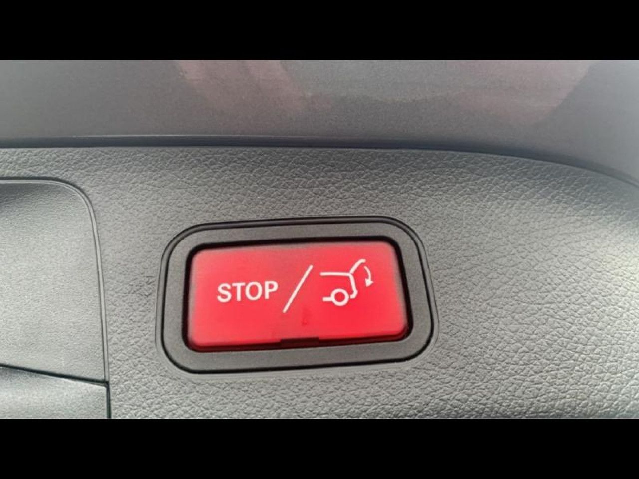 Photo du v&eacute;hicule 17 / 18