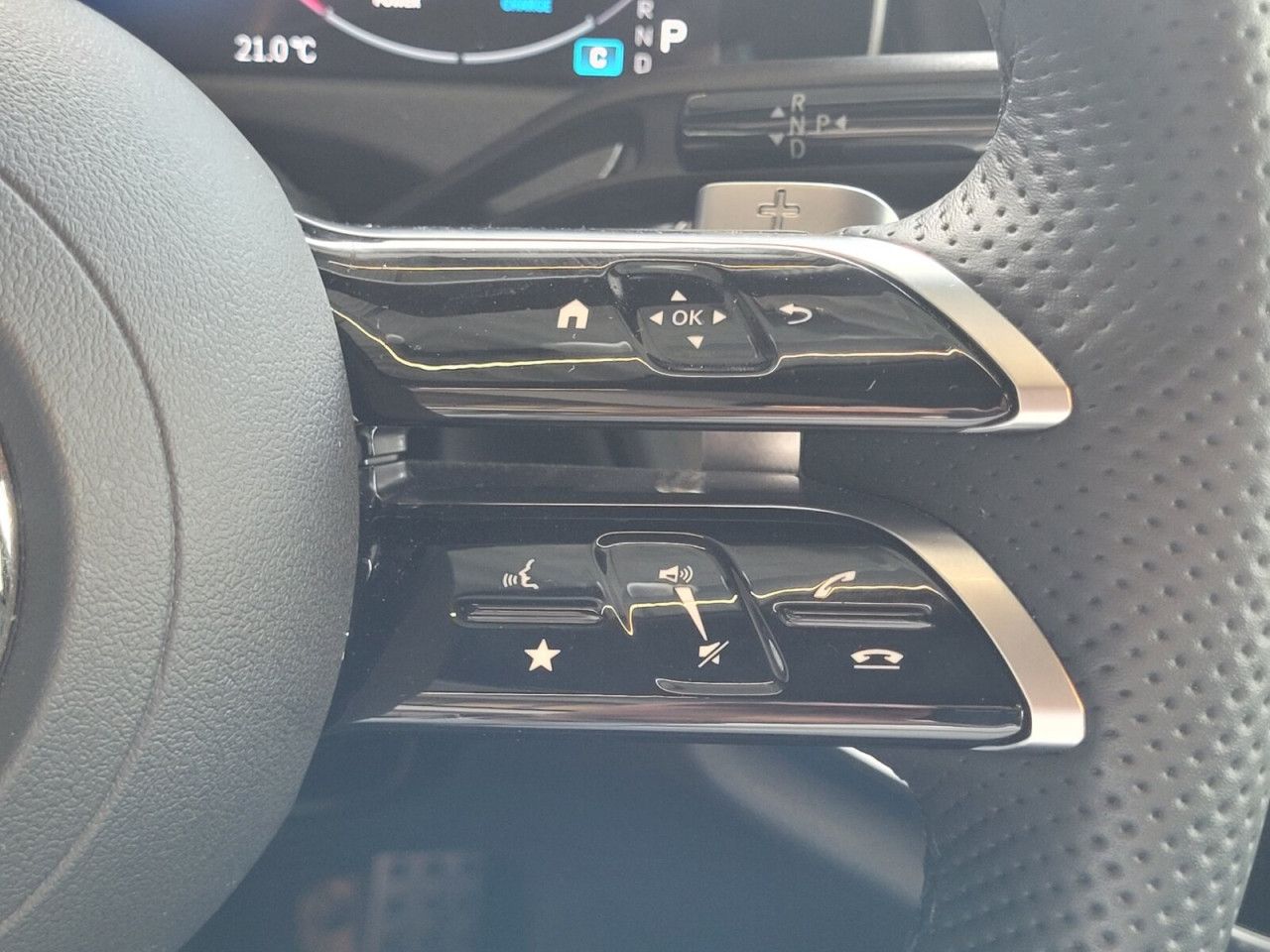 Mercedes-Benz E-Klasse – Bild 24
