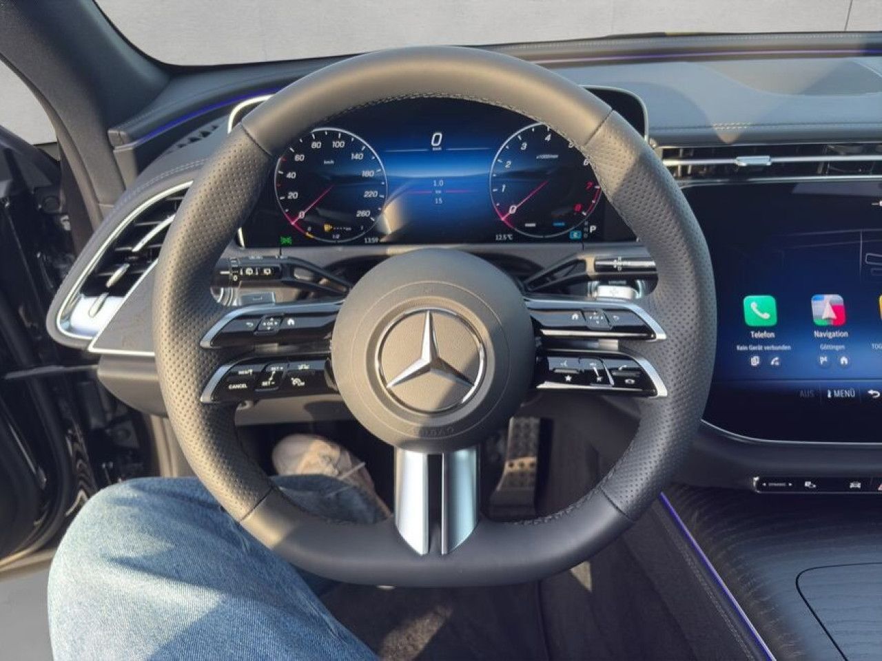 Mercedes-Benz E-Klasse – Bild 11