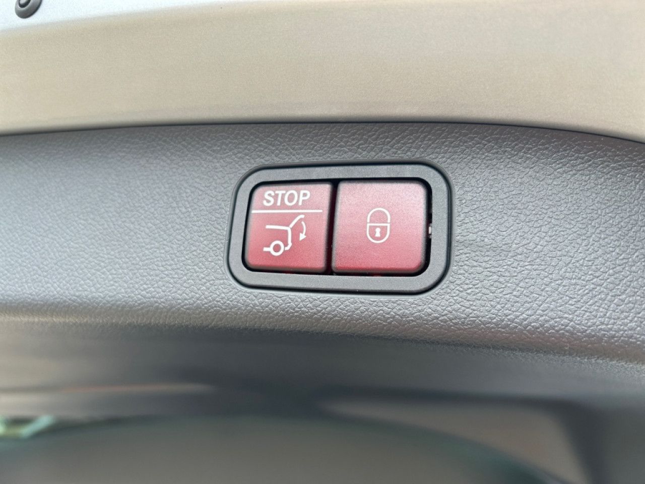Mercedes-Benz GLB – Bild 16