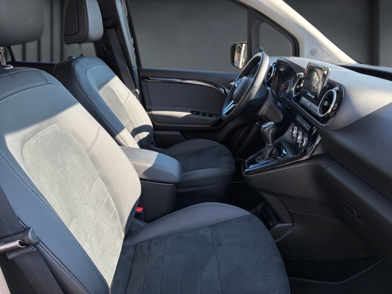 Mercedes-Benz EQT – Bild 12