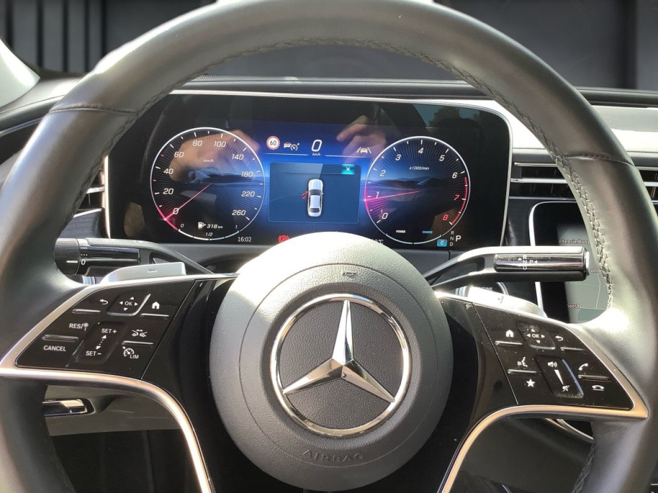Mercedes-Benz E-Klasse – Bild 8