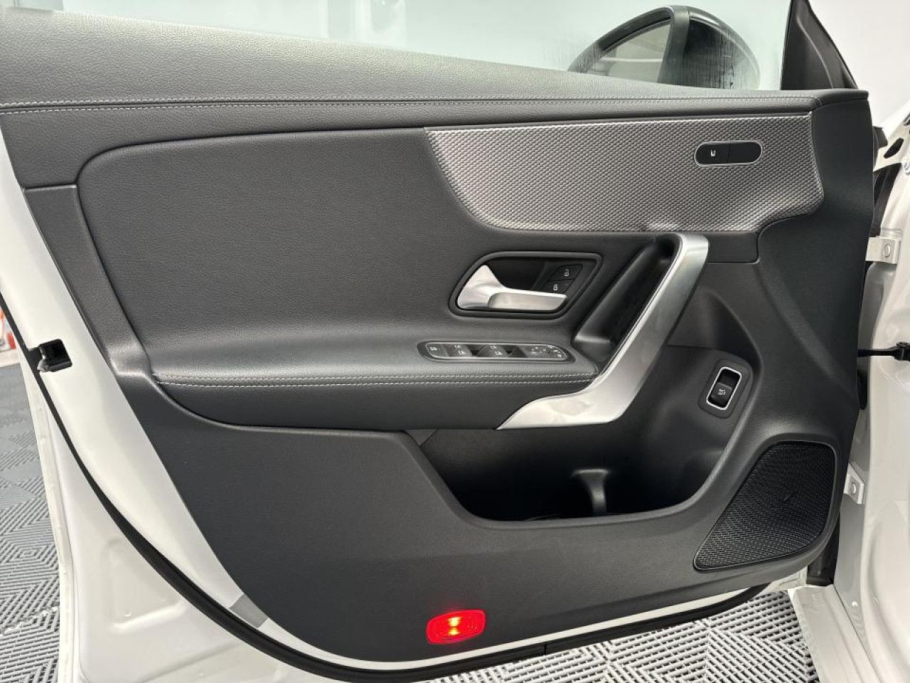 Zdjęcie pojazdu 10 / 22