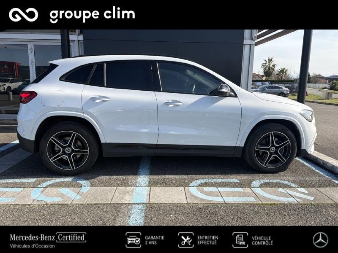 Photo du v&eacute;hicule 3 / 18