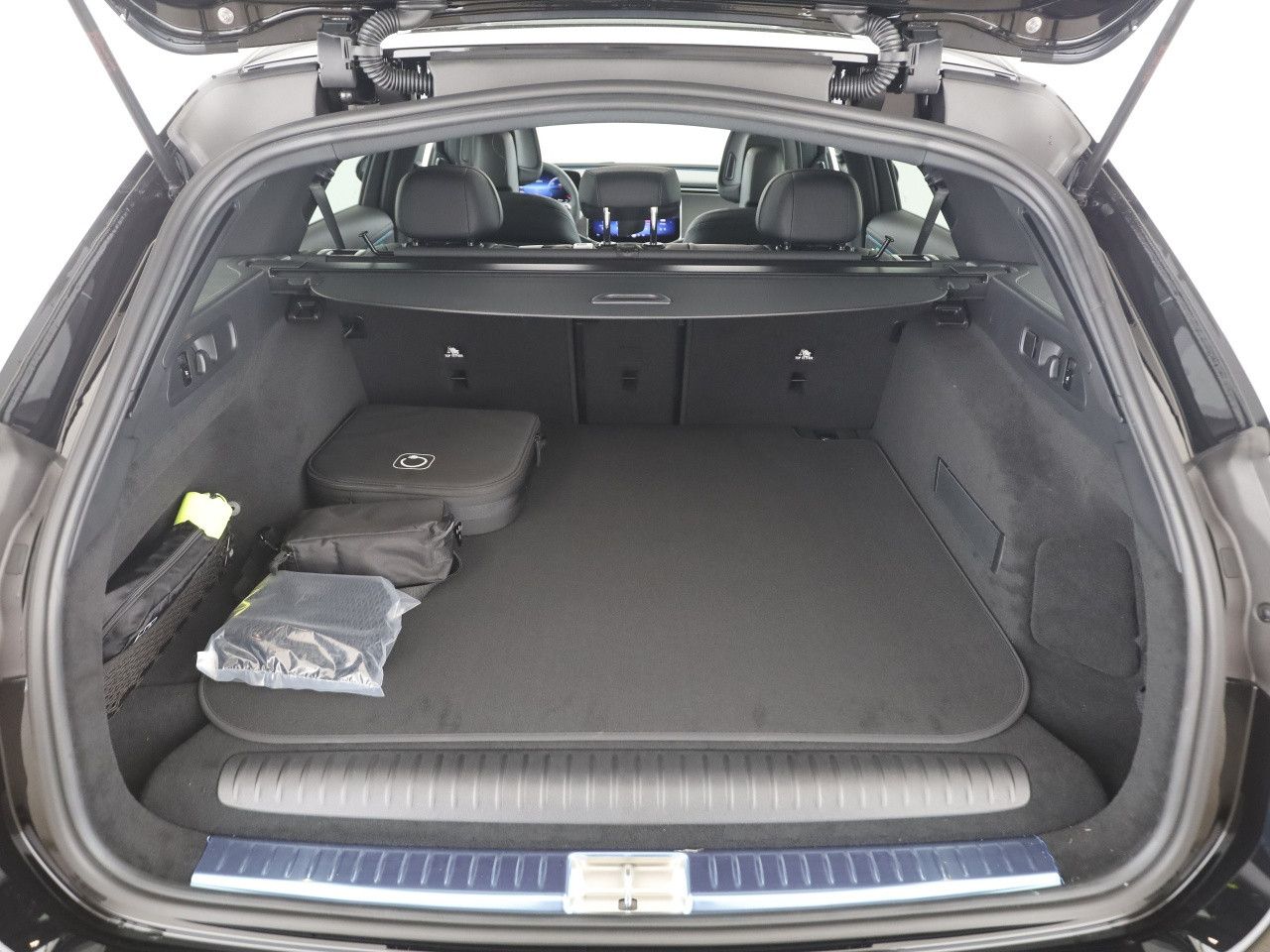 Mercedes-Benz E-Klasse – Bild 15