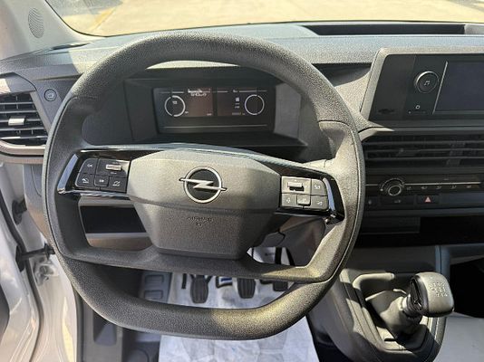Vehicle image 5 / 14