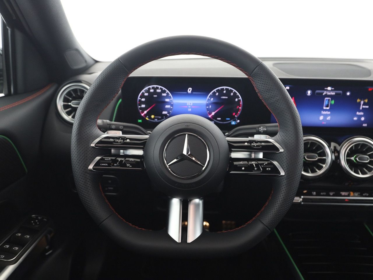 Mercedes-Benz GLB – Bild 11
