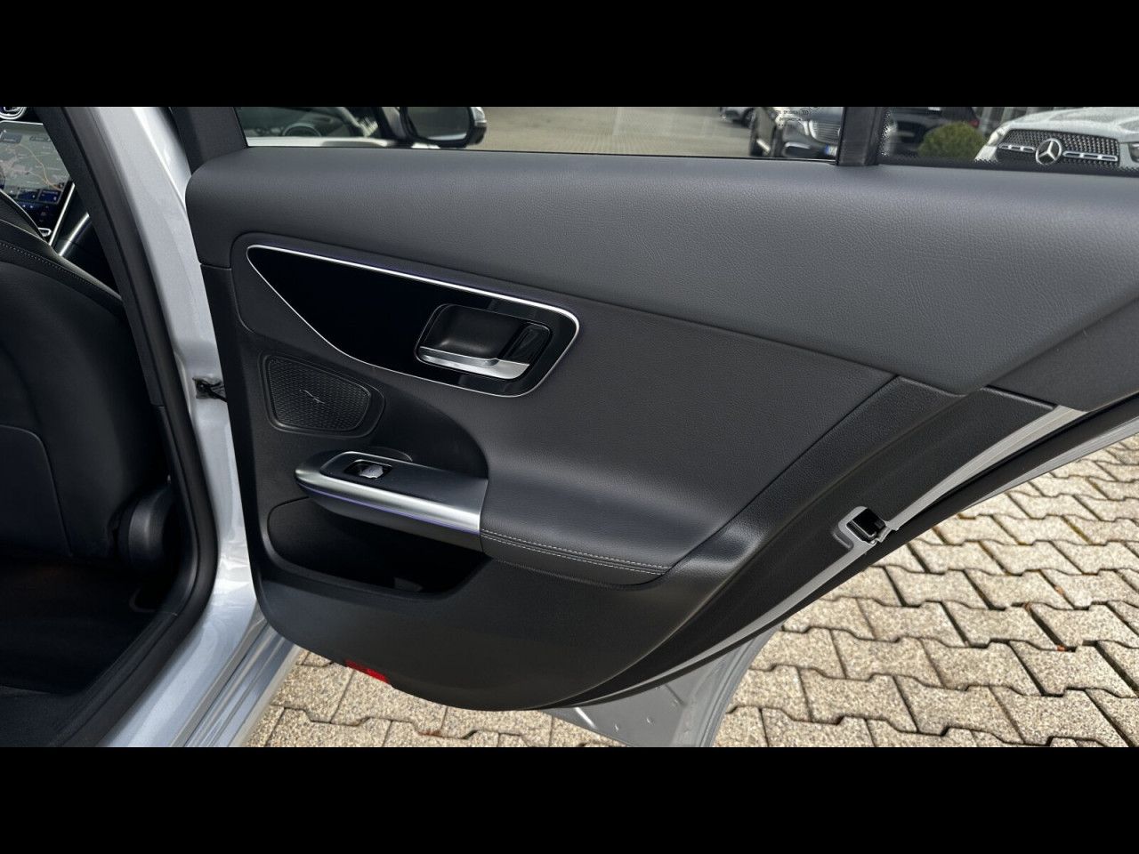 Fahrzeugbild 28 / 30