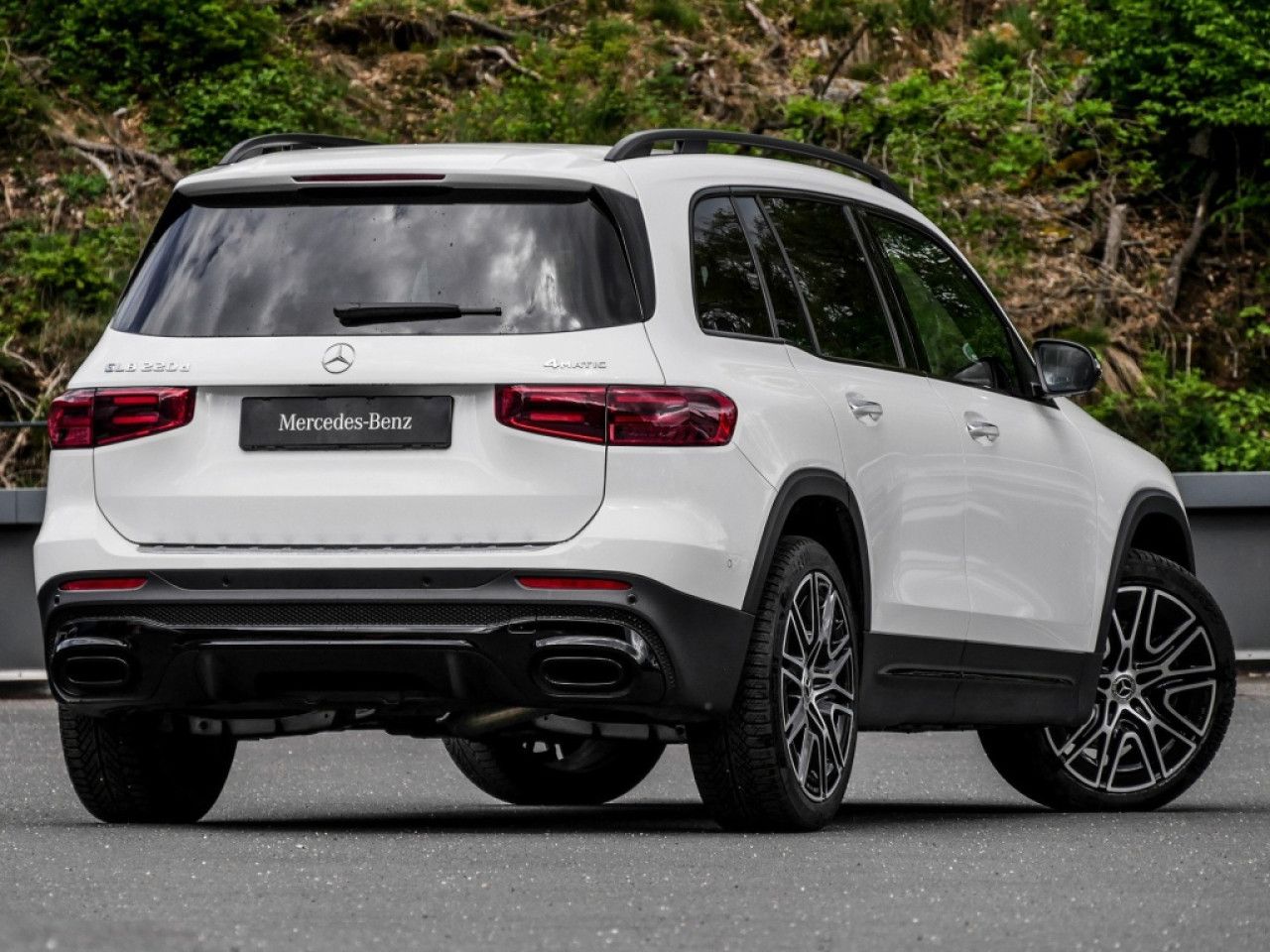 Mercedes-Benz GLB – Bild 2