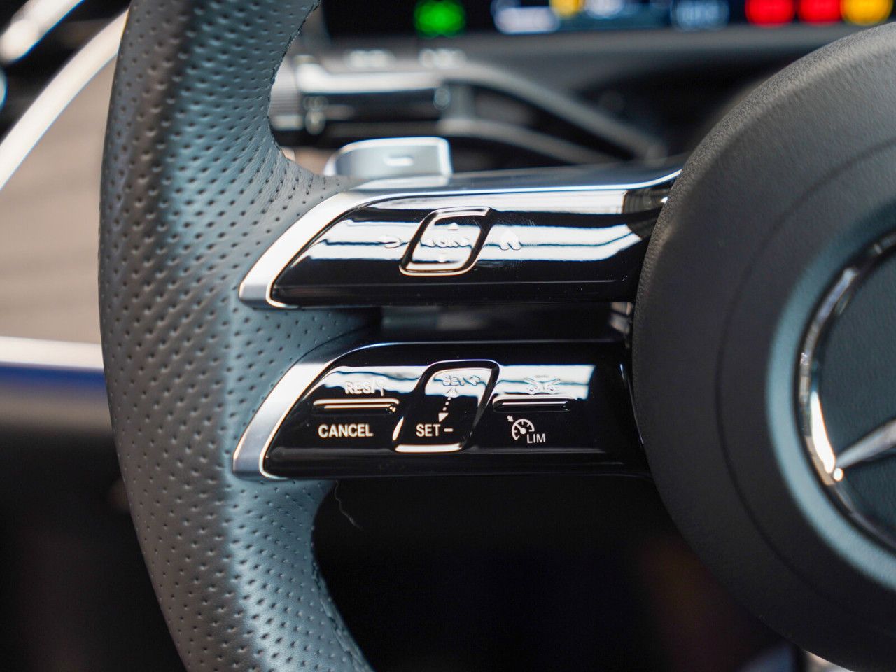 Mercedes-Benz E-Klasse – Bild 17