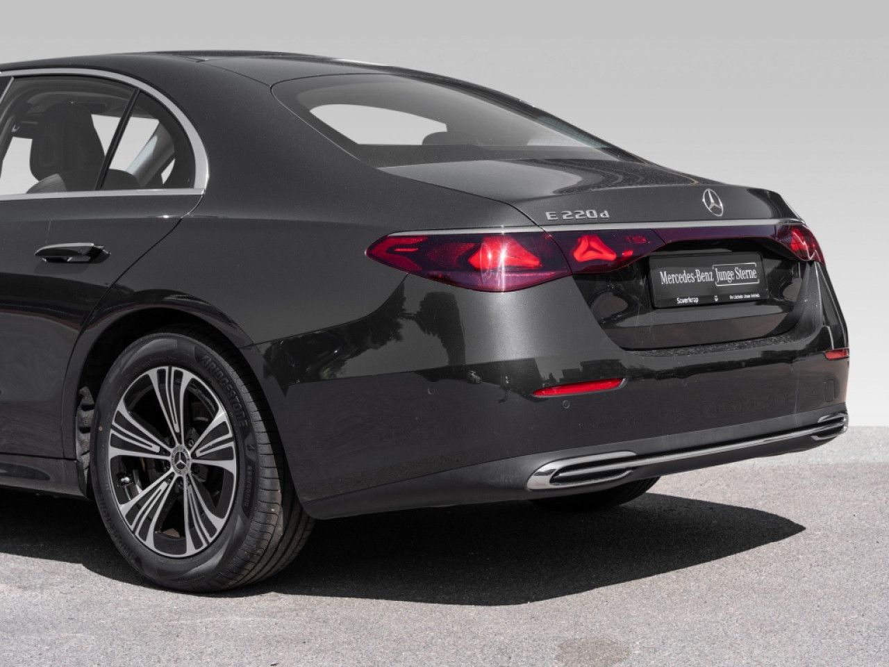 Mercedes-Benz E-Klasse – Bild 4