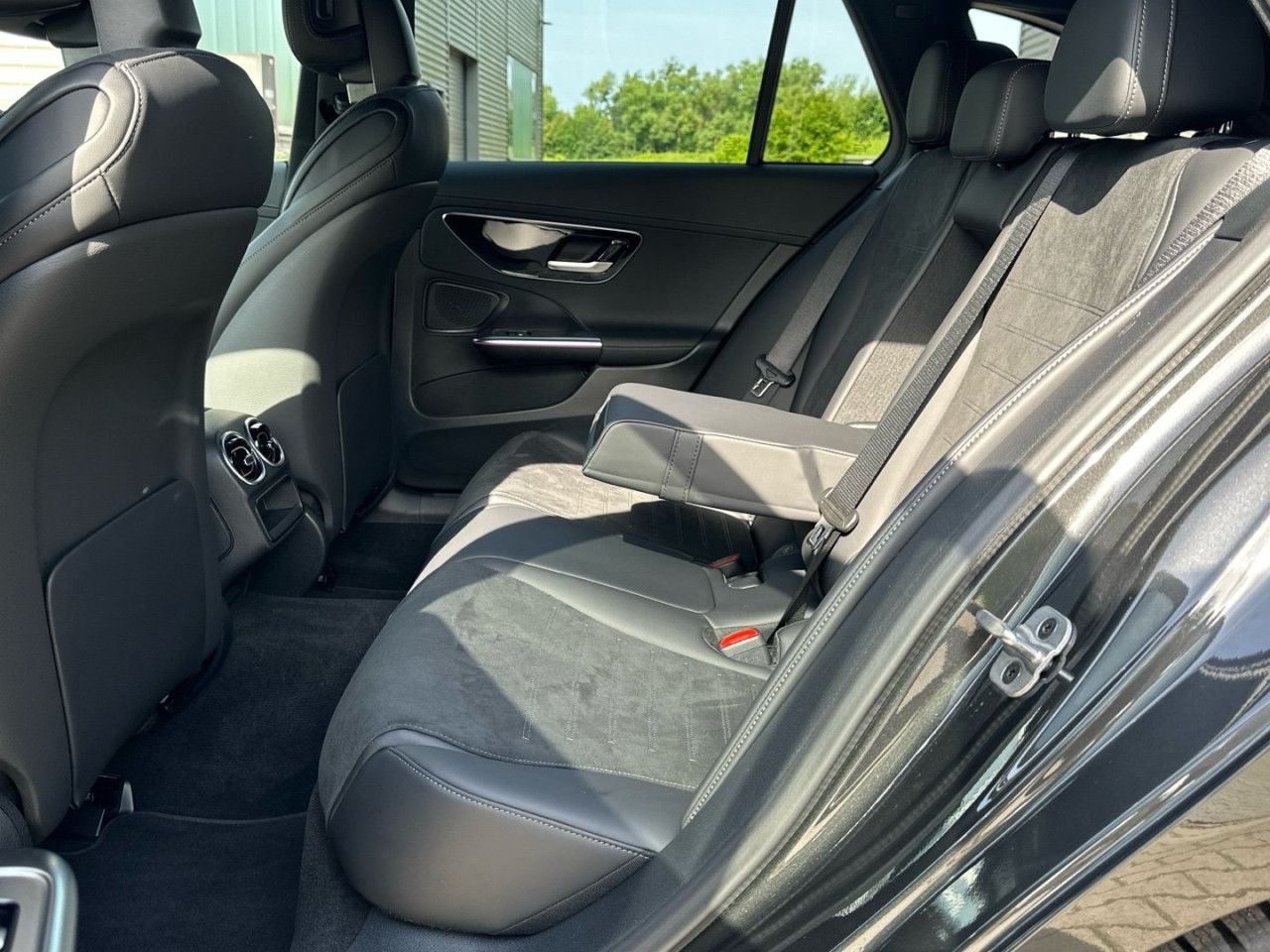 Mercedes-Benz C-Klasse – Bild 16
