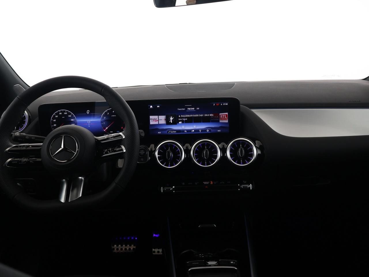 Mercedes-Benz GLA – Bild 11