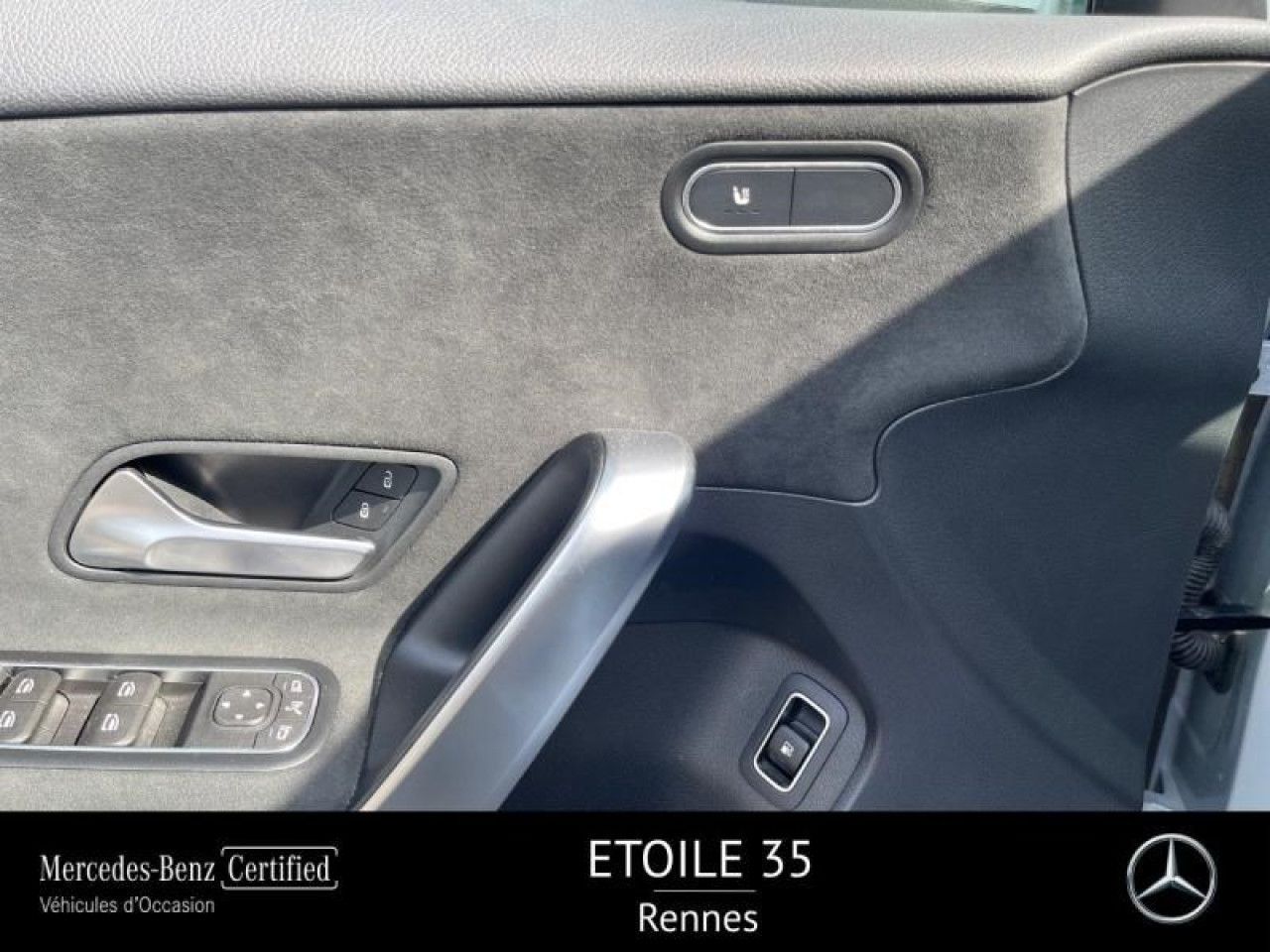 Photo du v&eacute;hicule 8 / 18