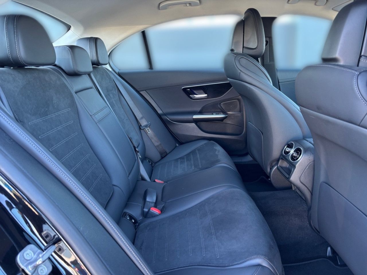 Mercedes-Benz C-Klasse – Bild 12