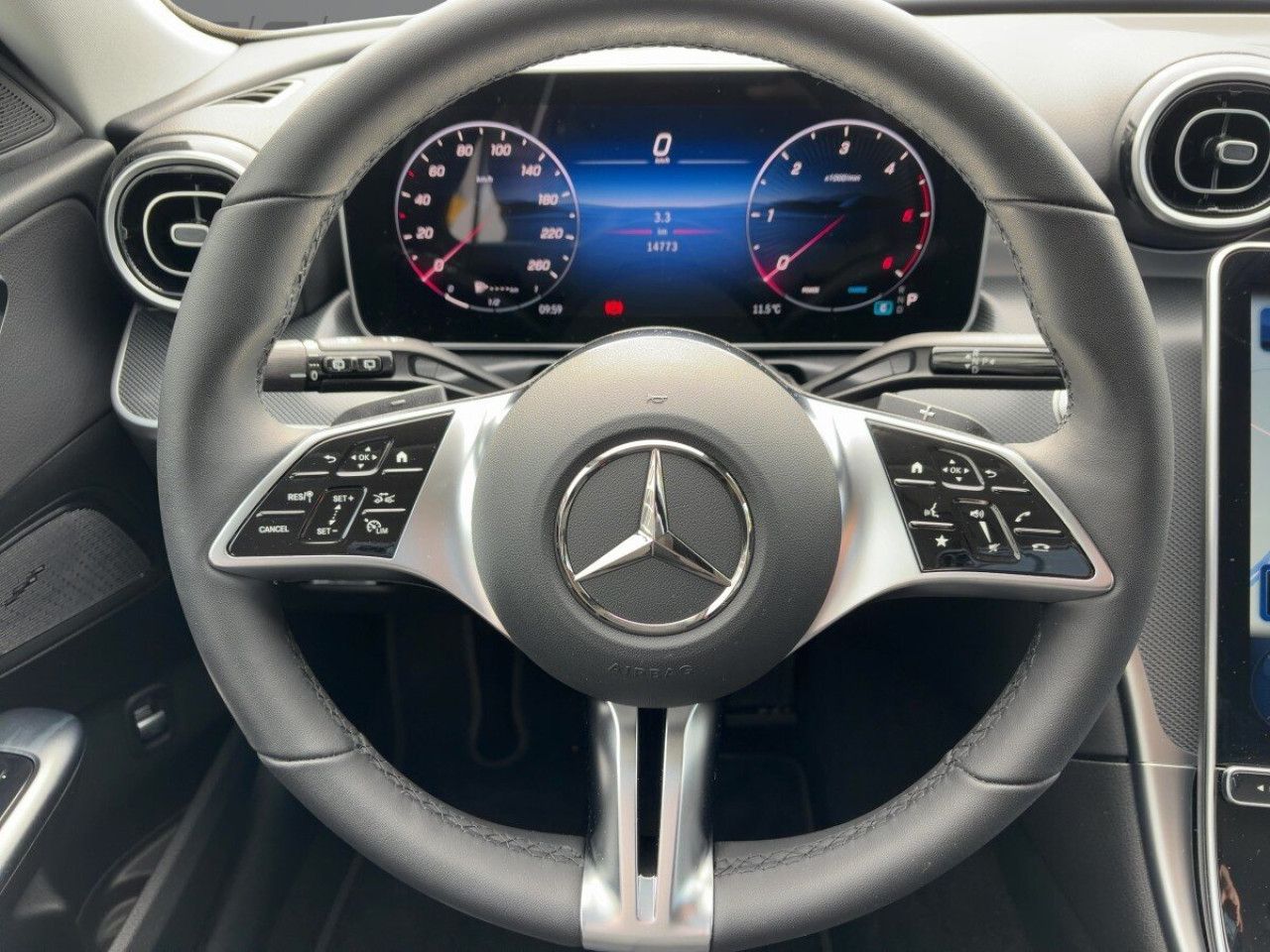Mercedes-Benz C-Klasse – Bild 9