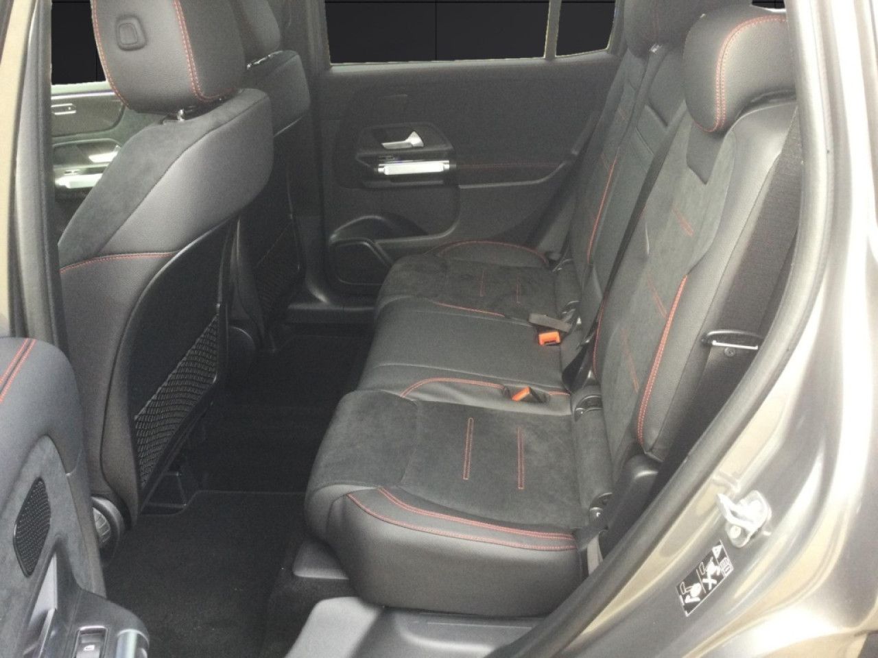 Mercedes-Benz GLB – Bild 14