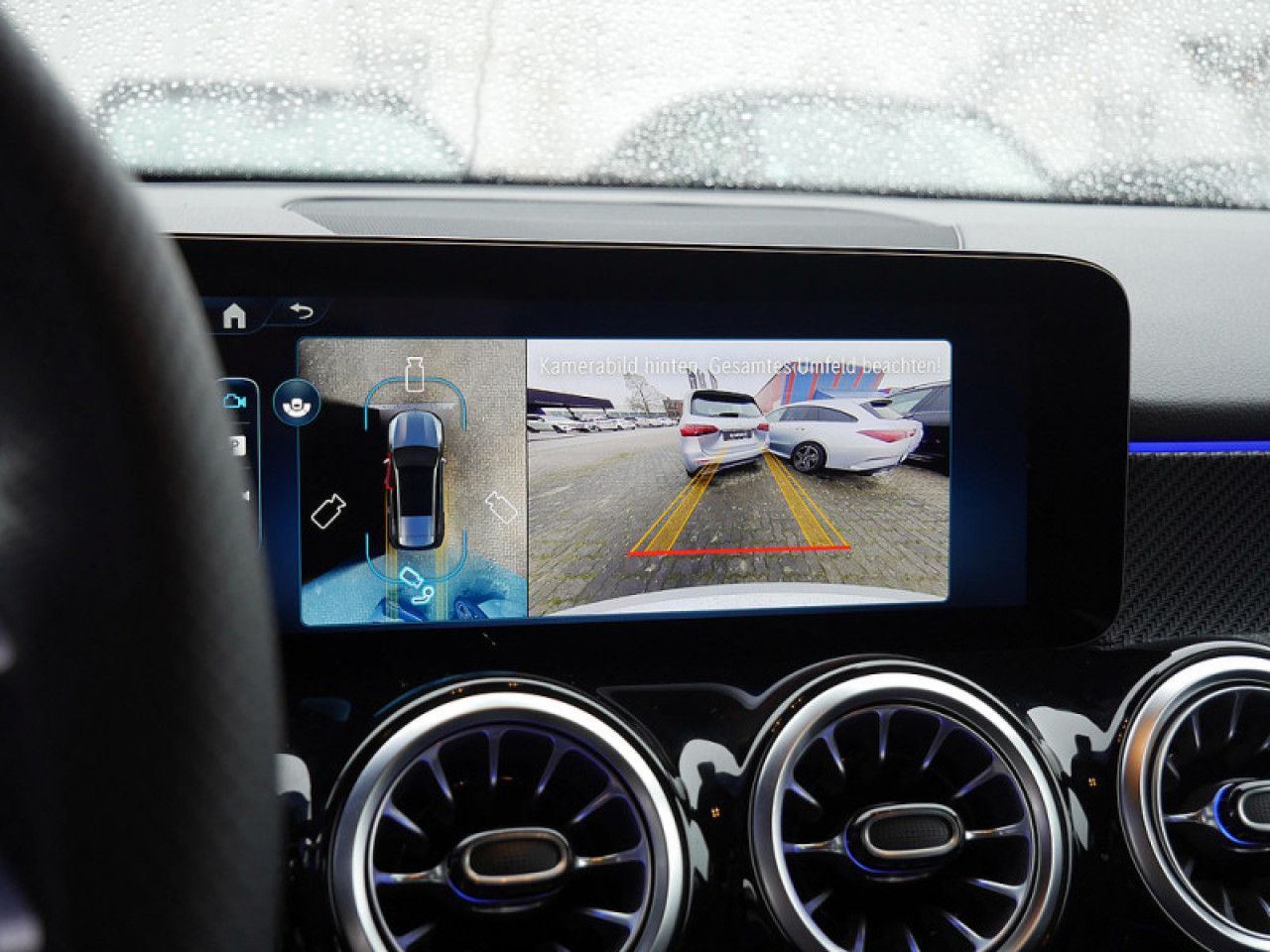 Mercedes-Benz GLB – Bild 15