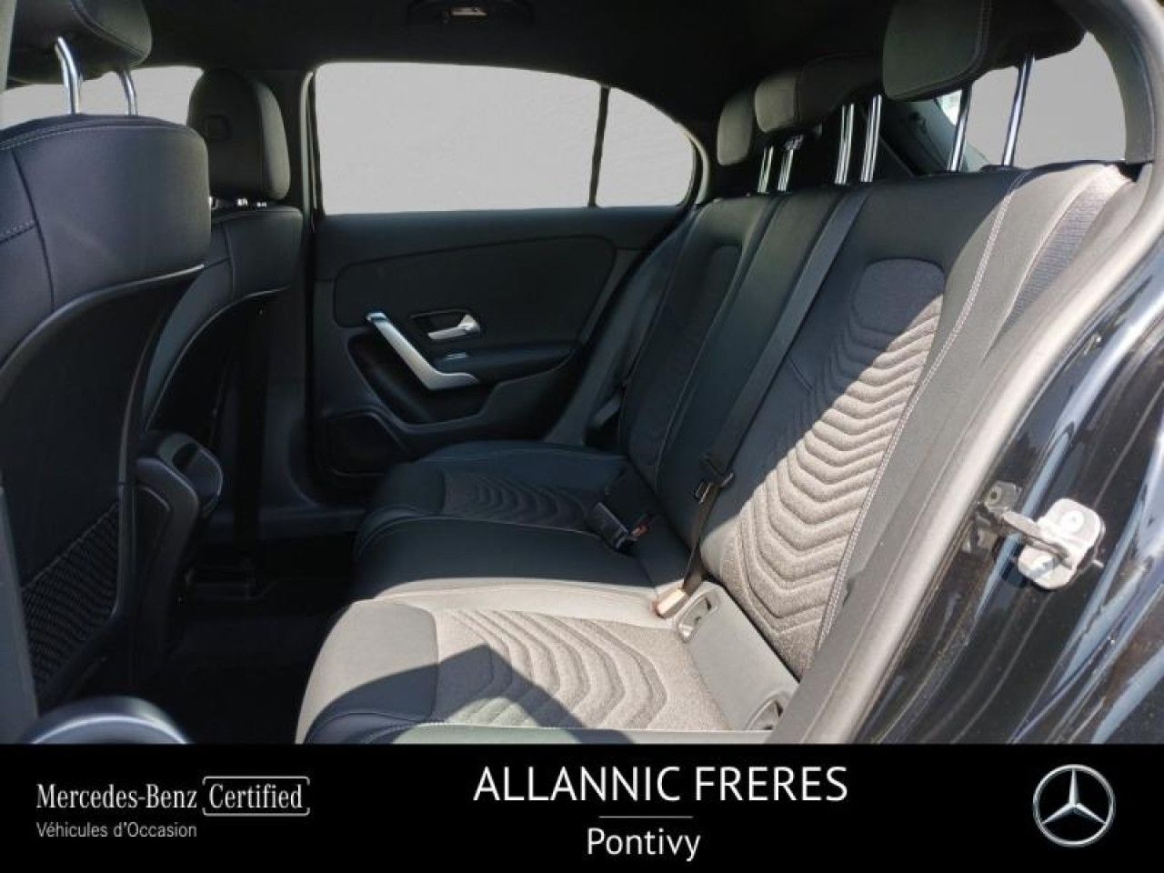 Photo du v&eacute;hicule 11 / 18