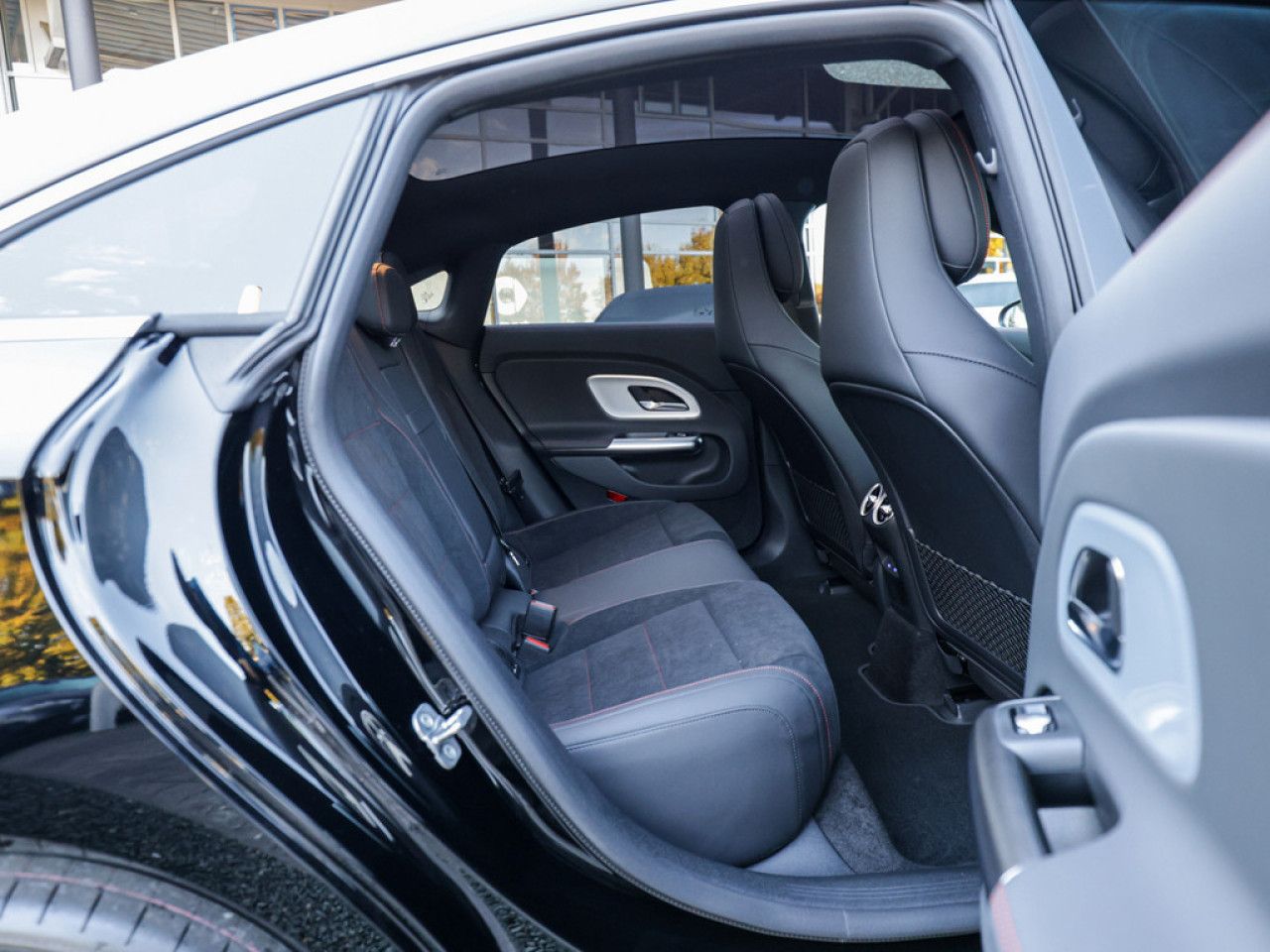 Mercedes-Benz CLA – Bild 4