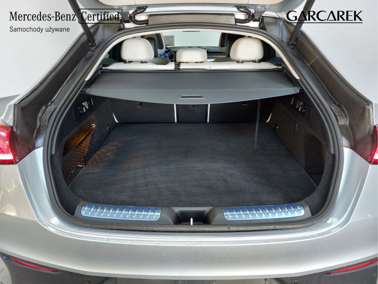 Zdjęcie pojazdu 8 / 19