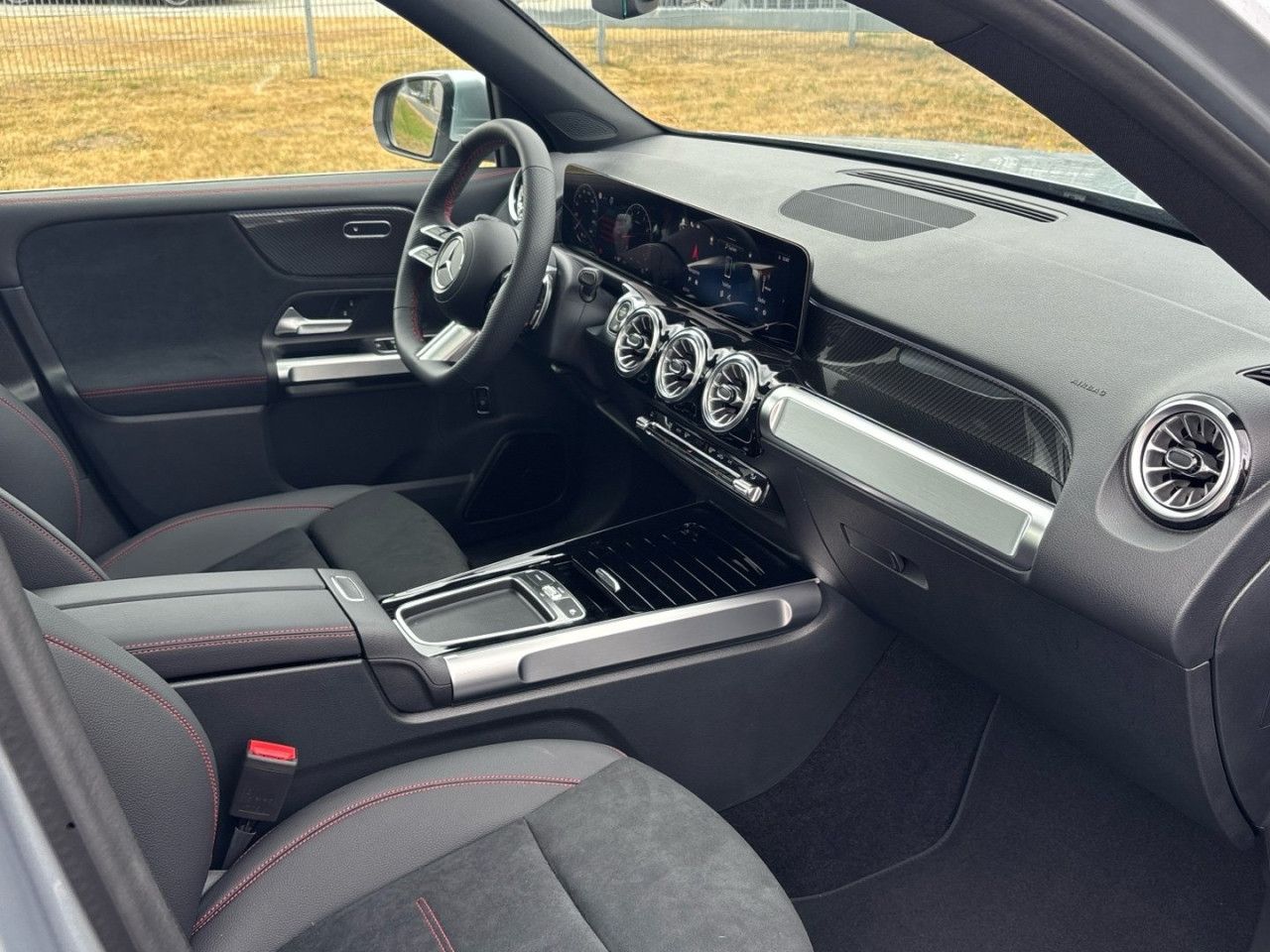 Mercedes-Benz GLB – Bild 12