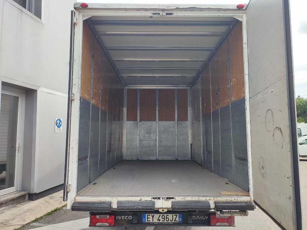 IVECO | DAILY 35S15 BOX