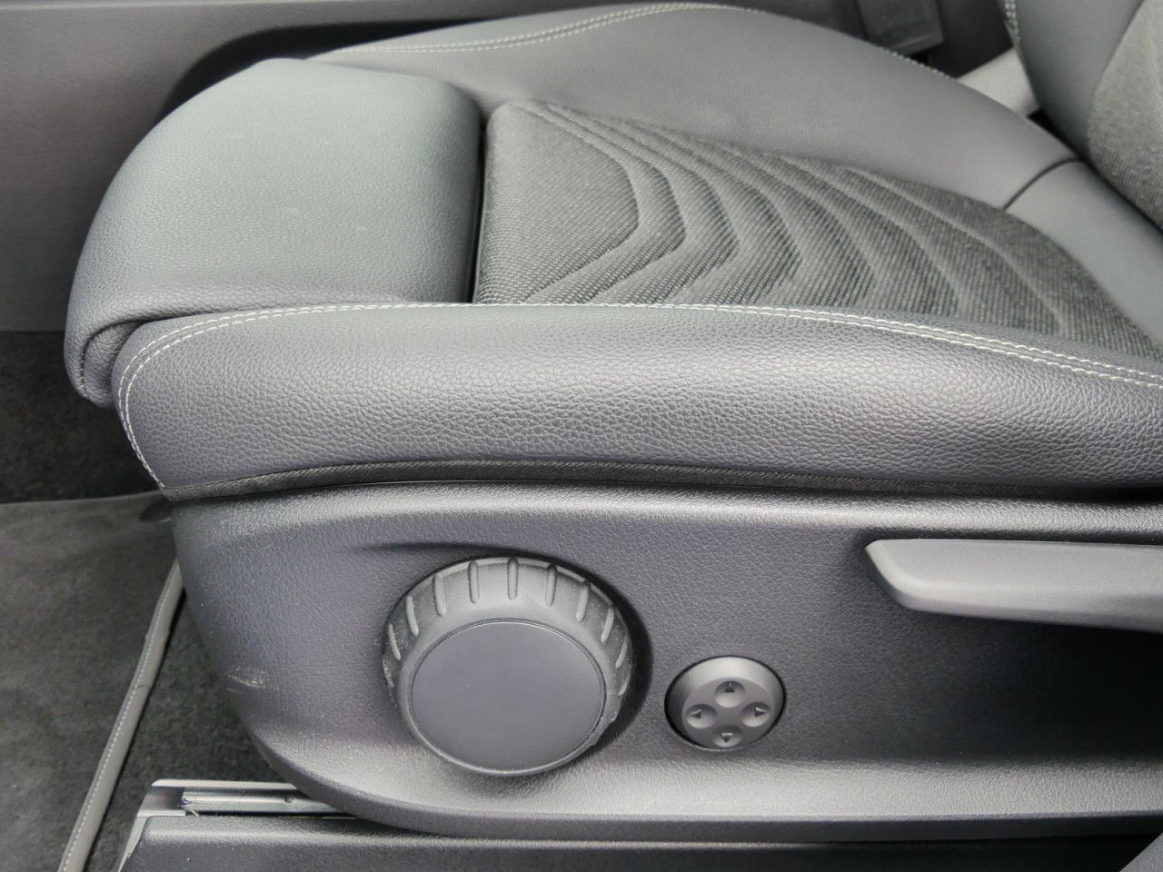 Fahrzeugbild 21 / 29