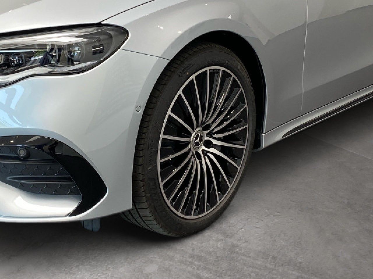 Mercedes-Benz E-Klasse – Bild 5