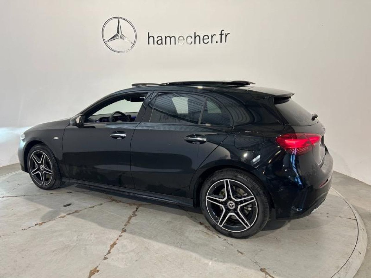 Photo du v&eacute;hicule 3 / 18