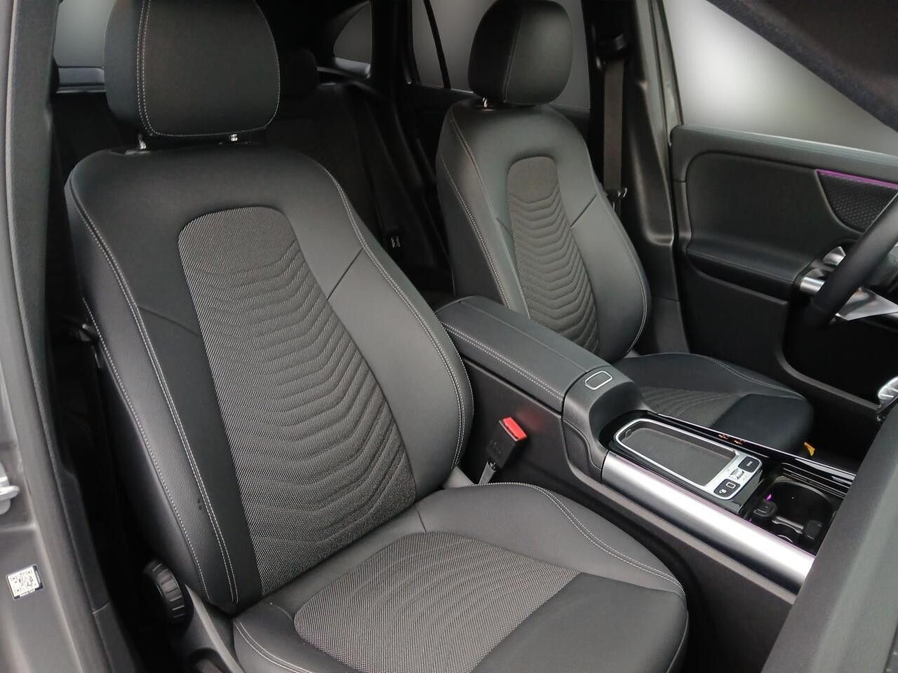 Zdjęcie pojazdu 15 / 23