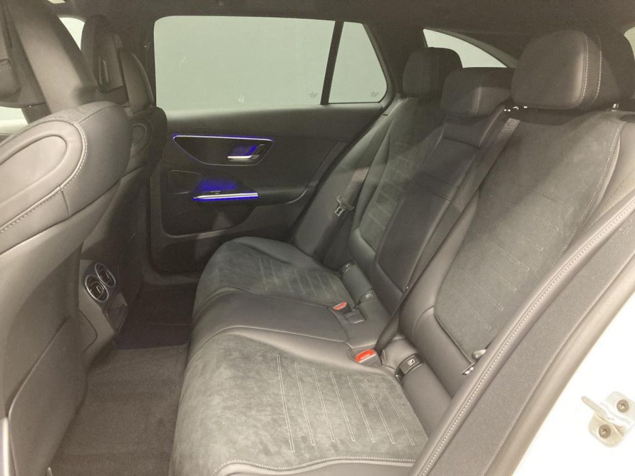 Mercedes-Benz C-Klasse – Bild 15
