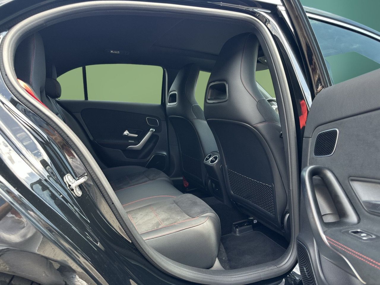 Mercedes-Benz A-Klasse – Bild 12
