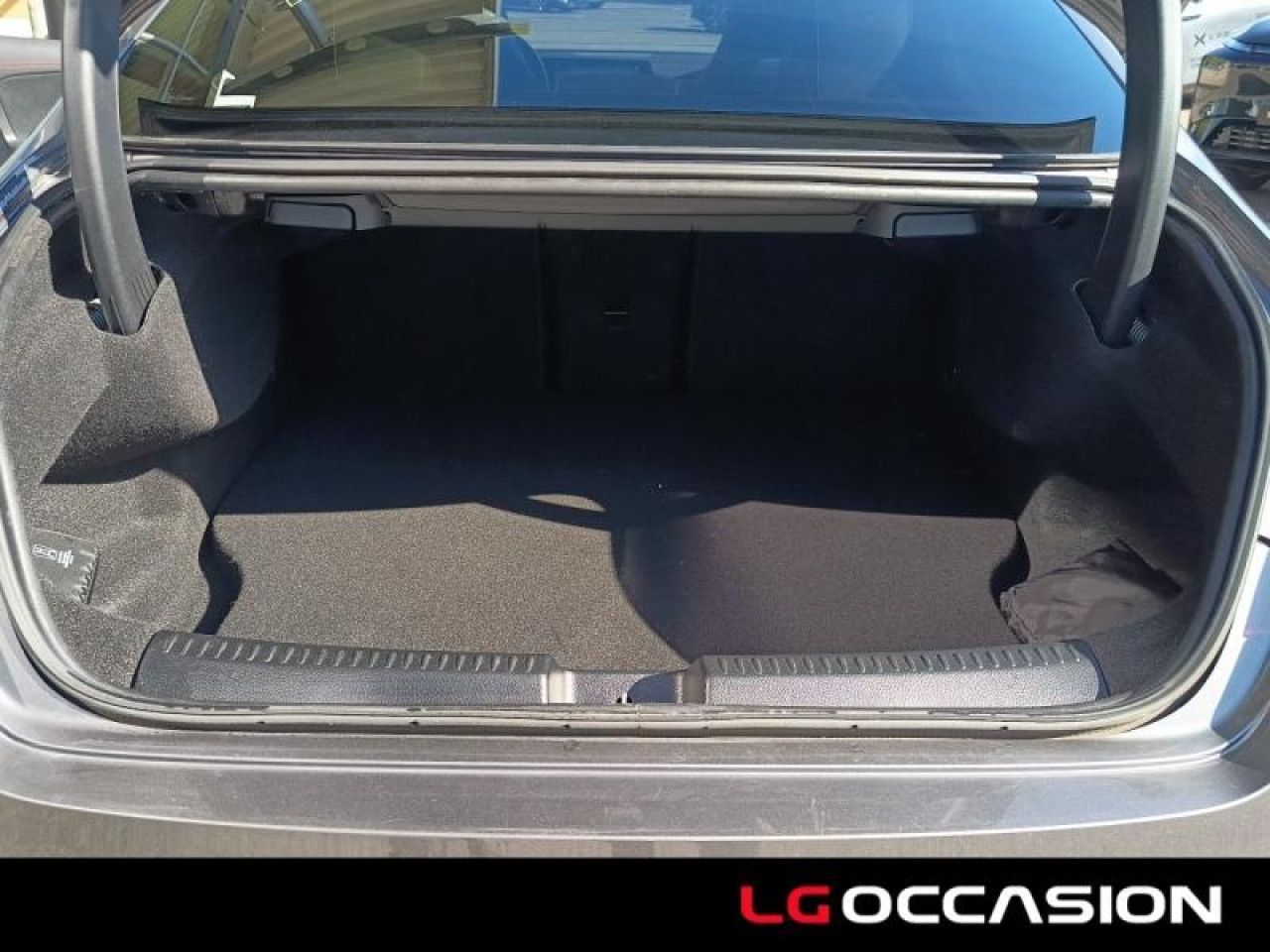 Photo du v&eacute;hicule 12 / 18