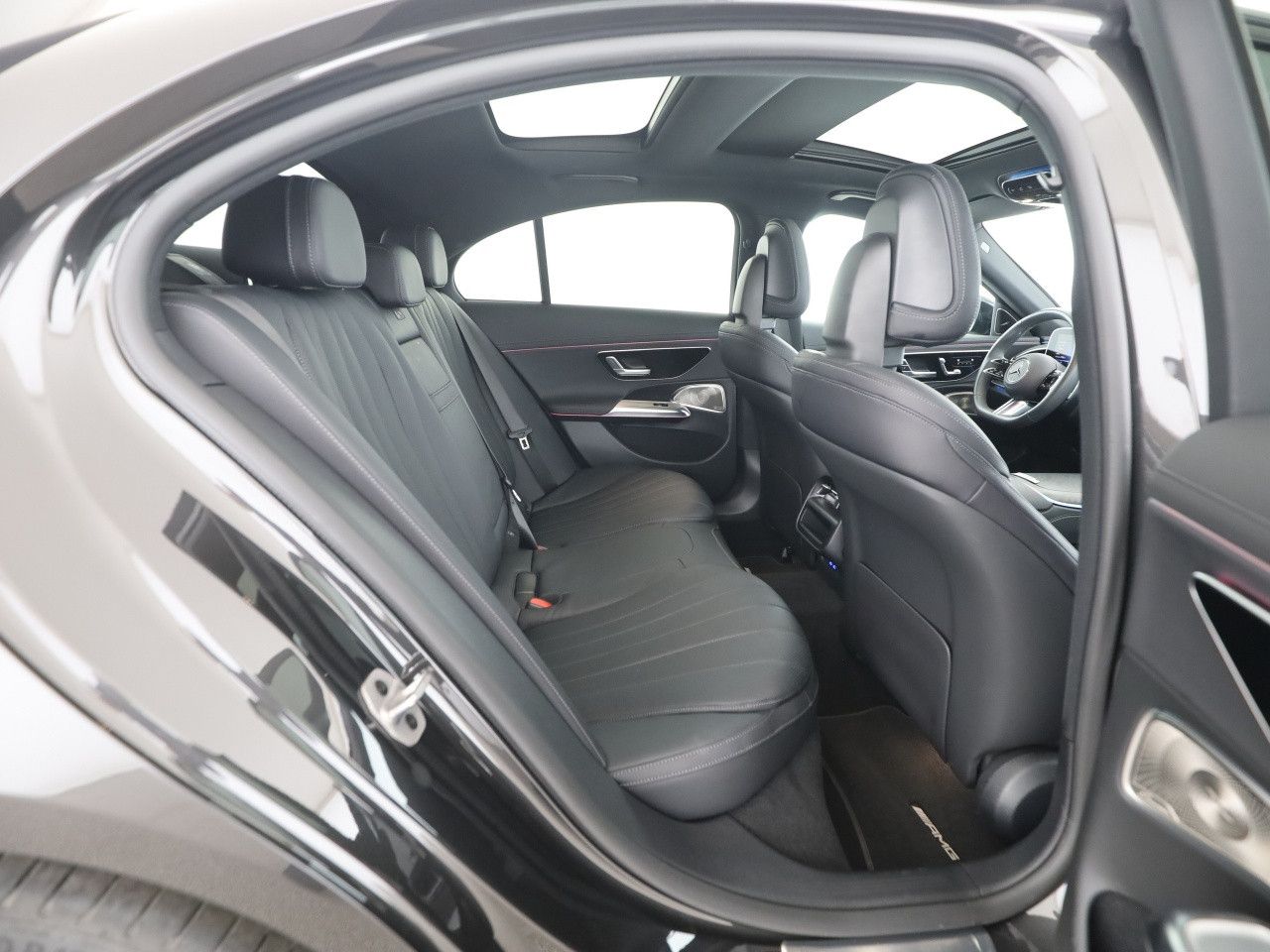 Mercedes-Benz E-Klasse – Bild 14