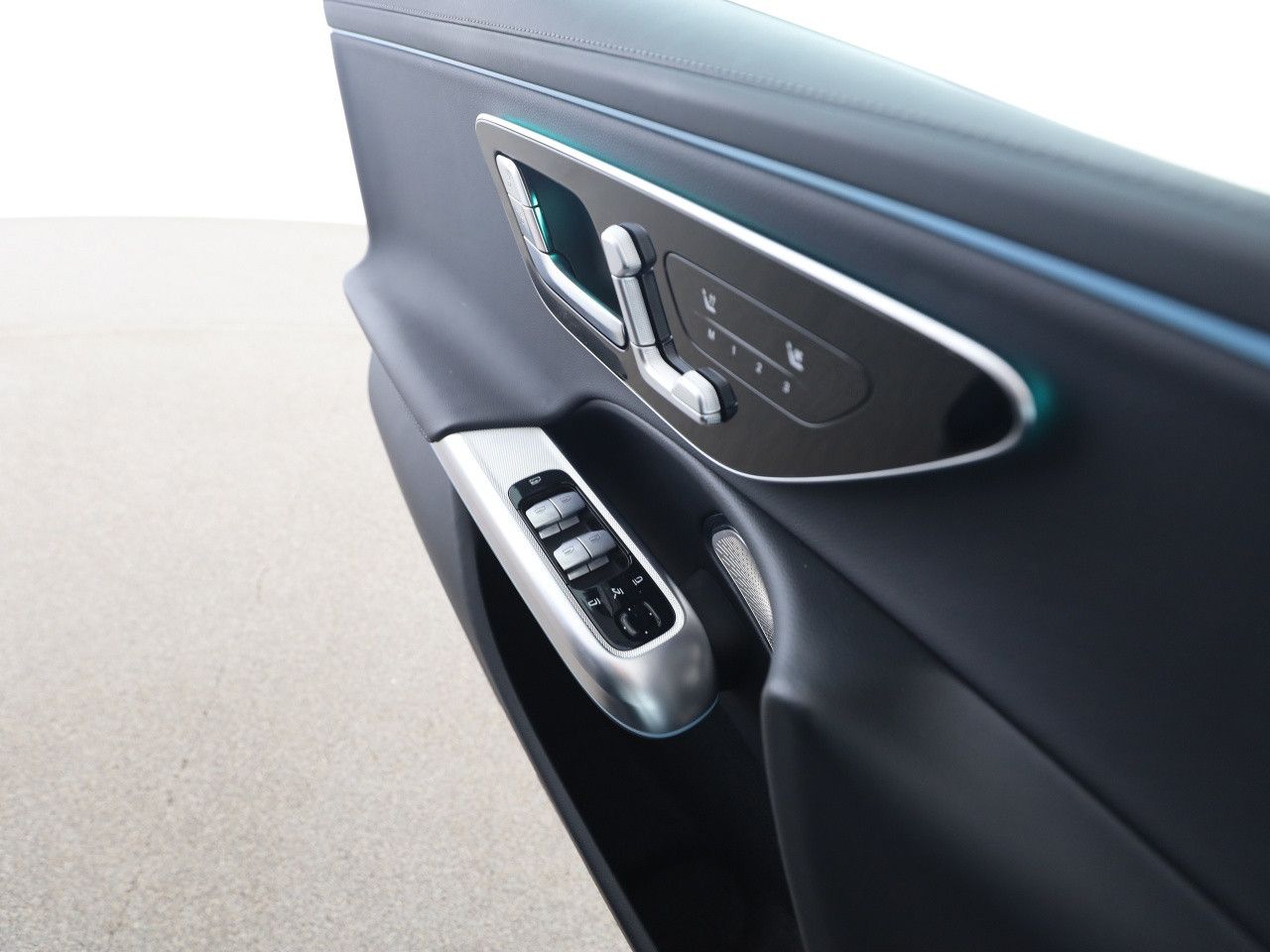 Mercedes-Benz E-Klasse – Bild 13