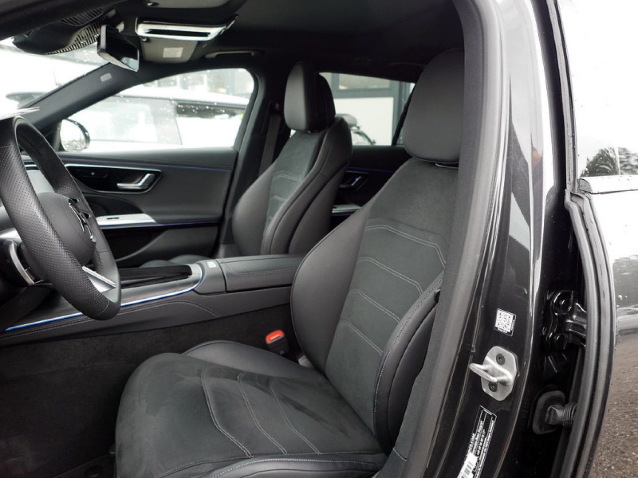 Mercedes-Benz E-Klasse – Bild 16
