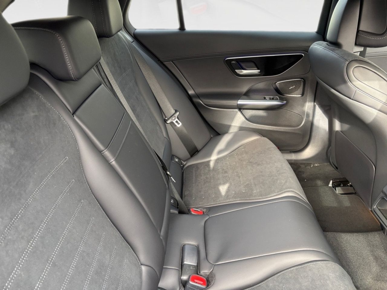 Mercedes-Benz C-Klasse – Bild 8