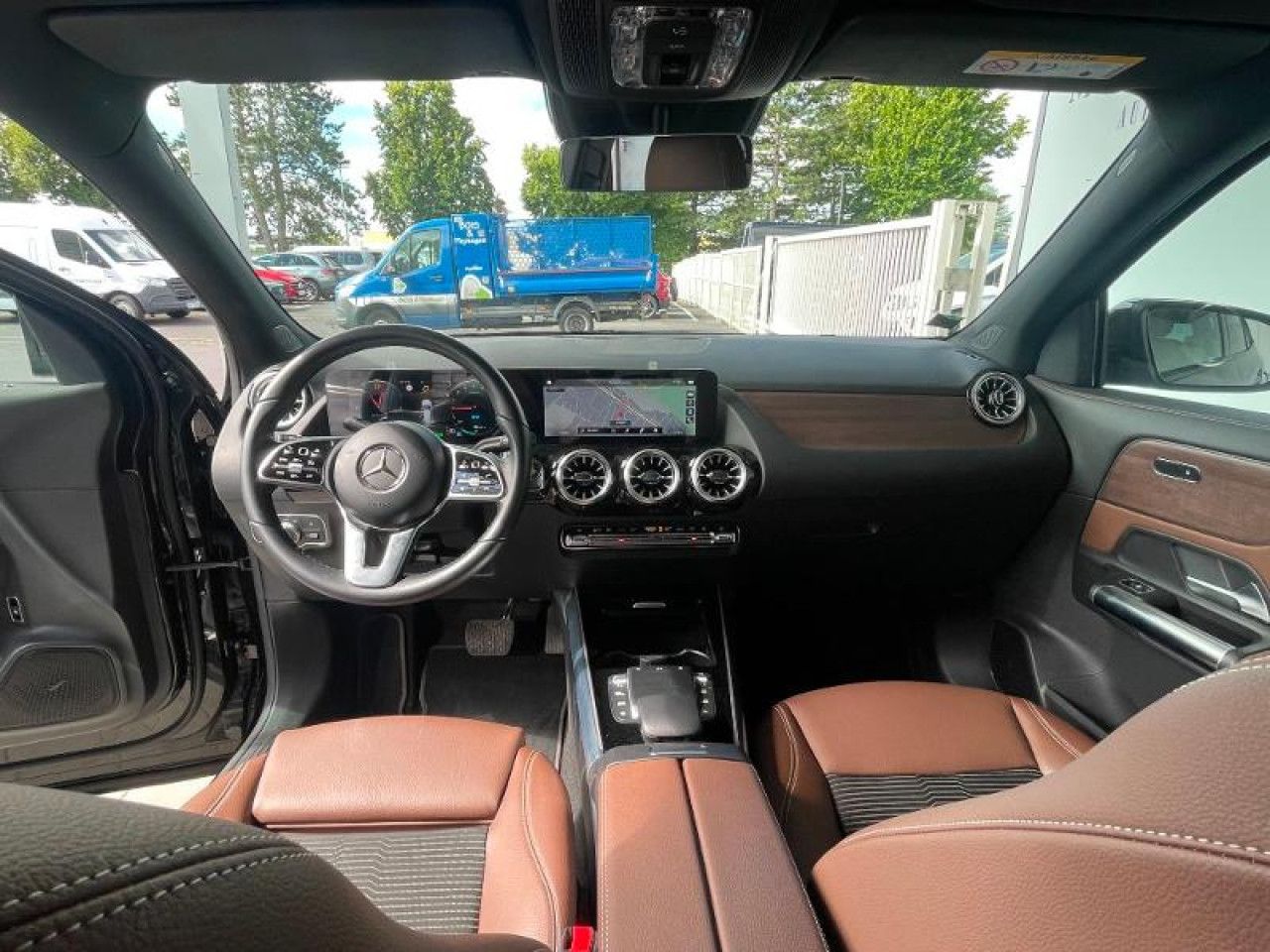 Photo du v&eacute;hicule 18 / 18