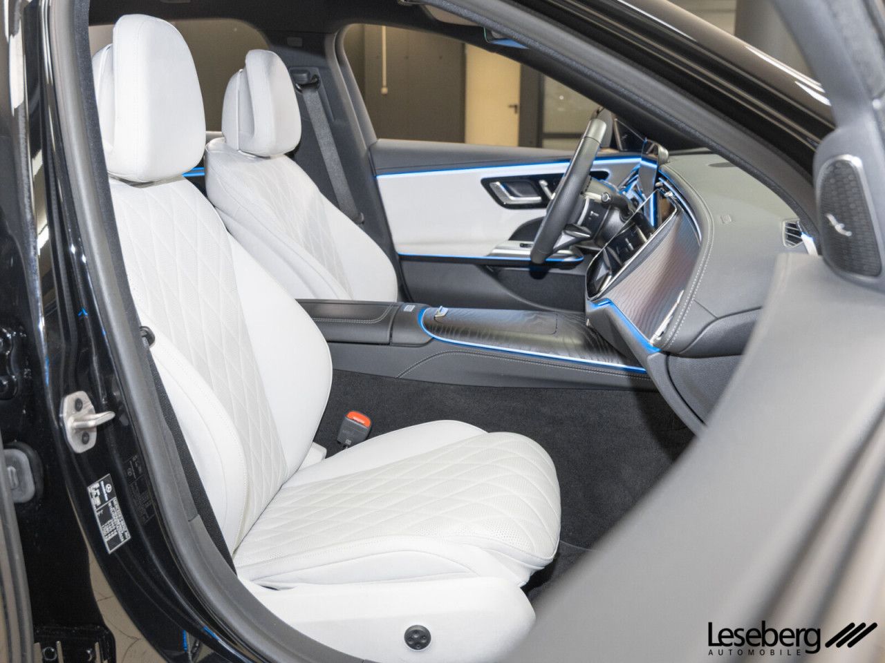 Mercedes-Benz E-Klasse – Bild 17