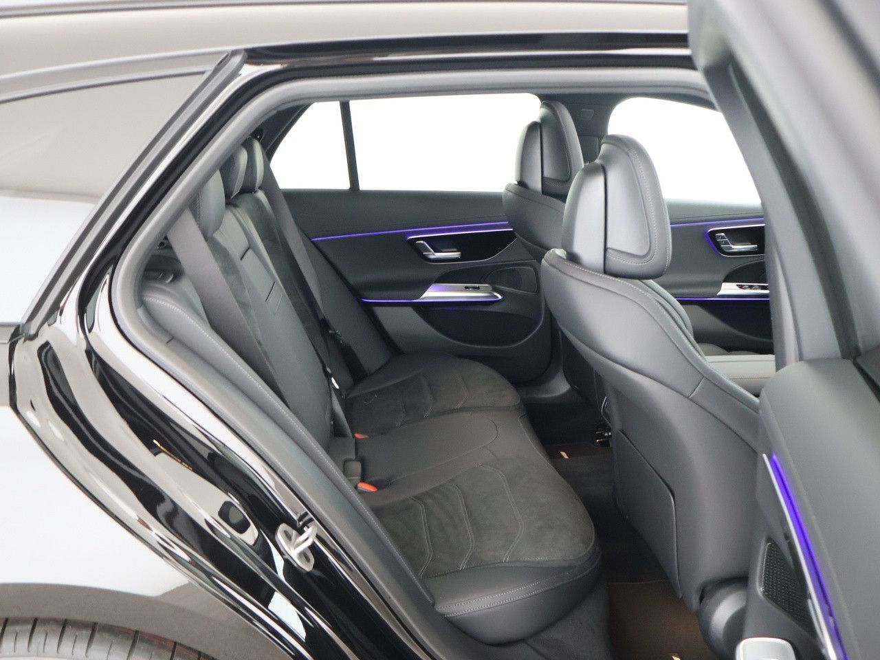 Mercedes-Benz E-Klasse – Bild 14