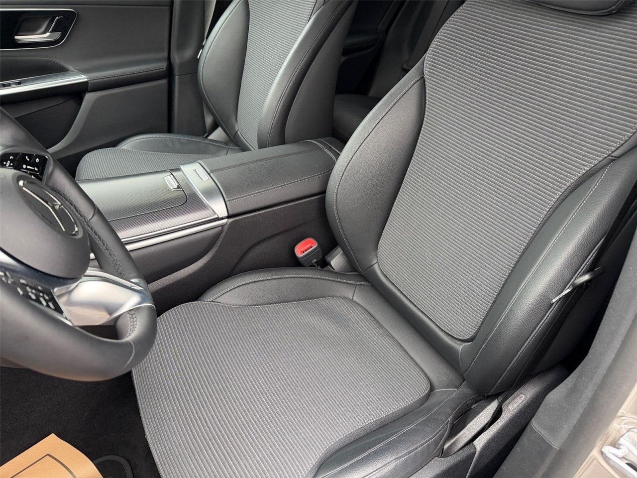 Fahrzeugbild 18 / 24