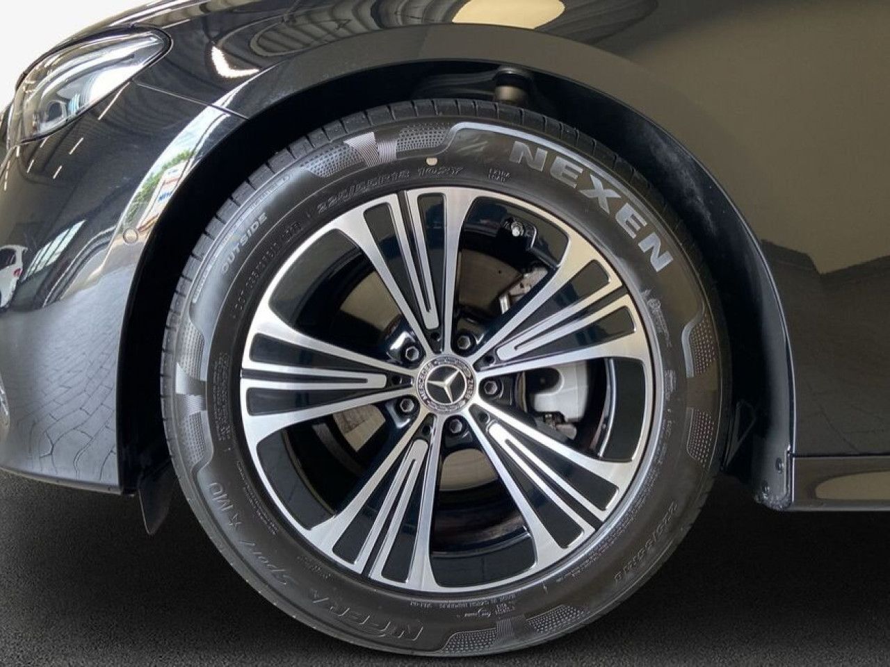 Mercedes-Benz E-Klasse – Bild 7