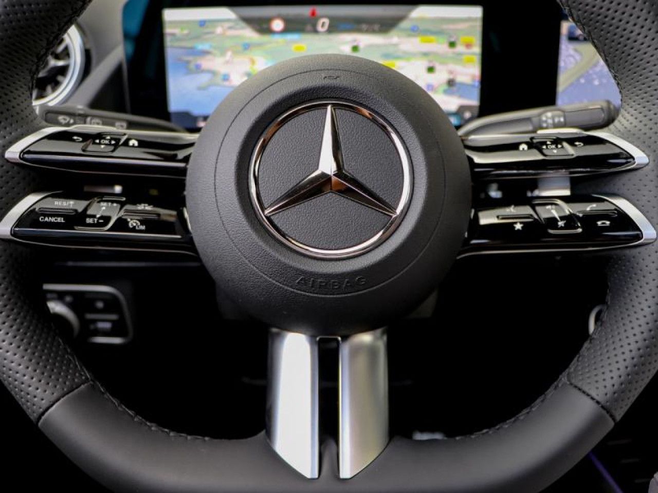 Photo du v&eacute;hicule 17 / 18