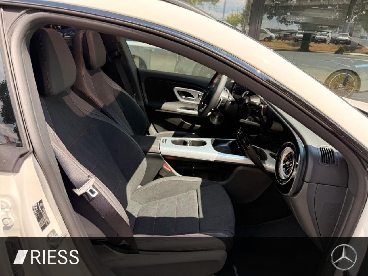 Mercedes-Benz CLA – Bild 9