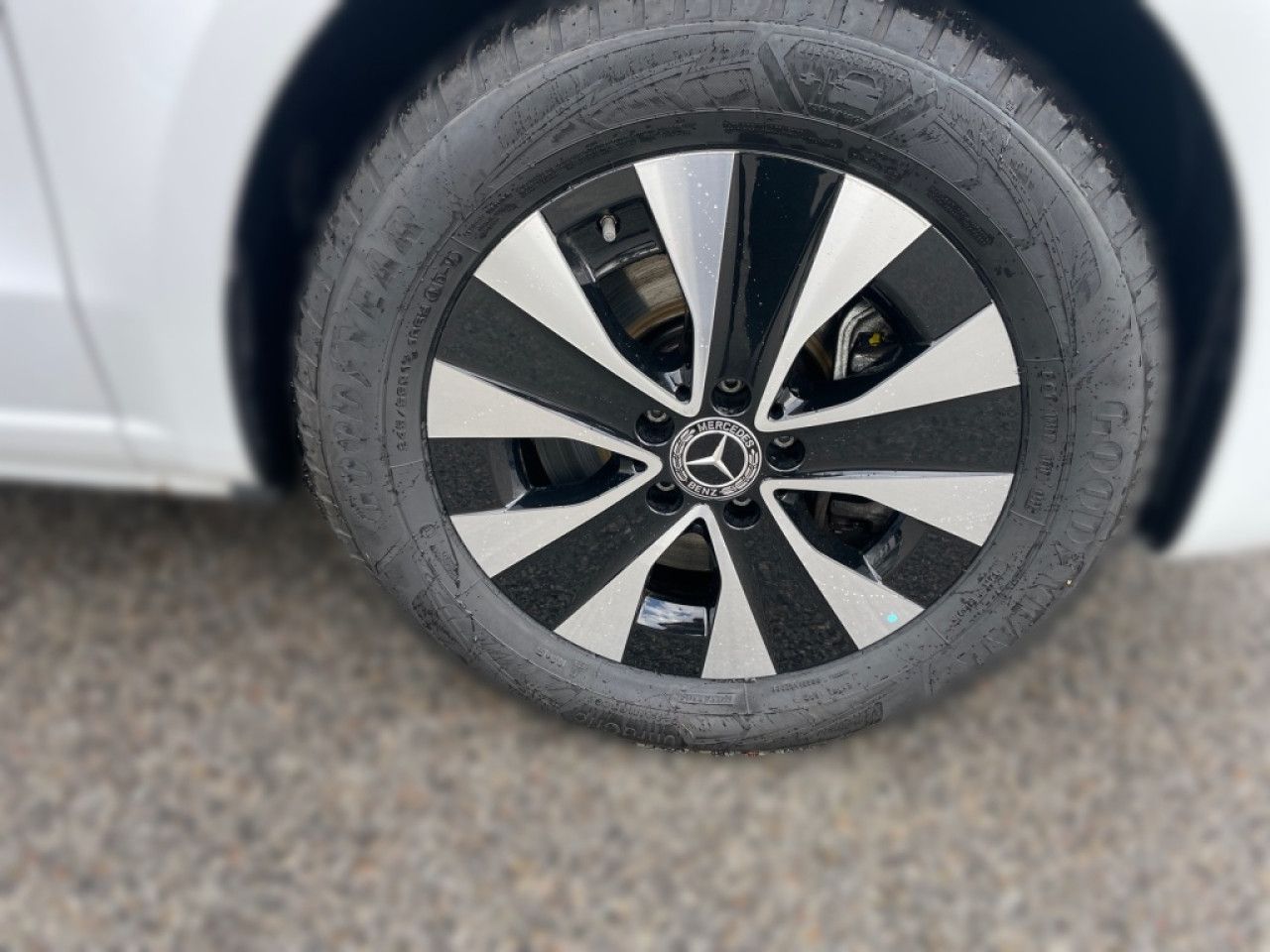 Mercedes-Benz EQV – Bild 7